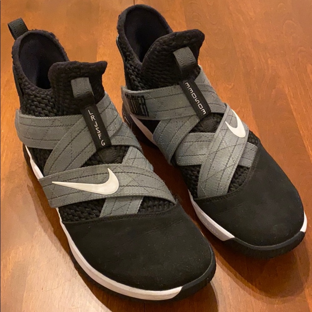 Nike Lebron Soldier XII Basketball shoes Mens 8.5